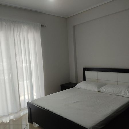 Lukova Center Apartments Bagian luar foto