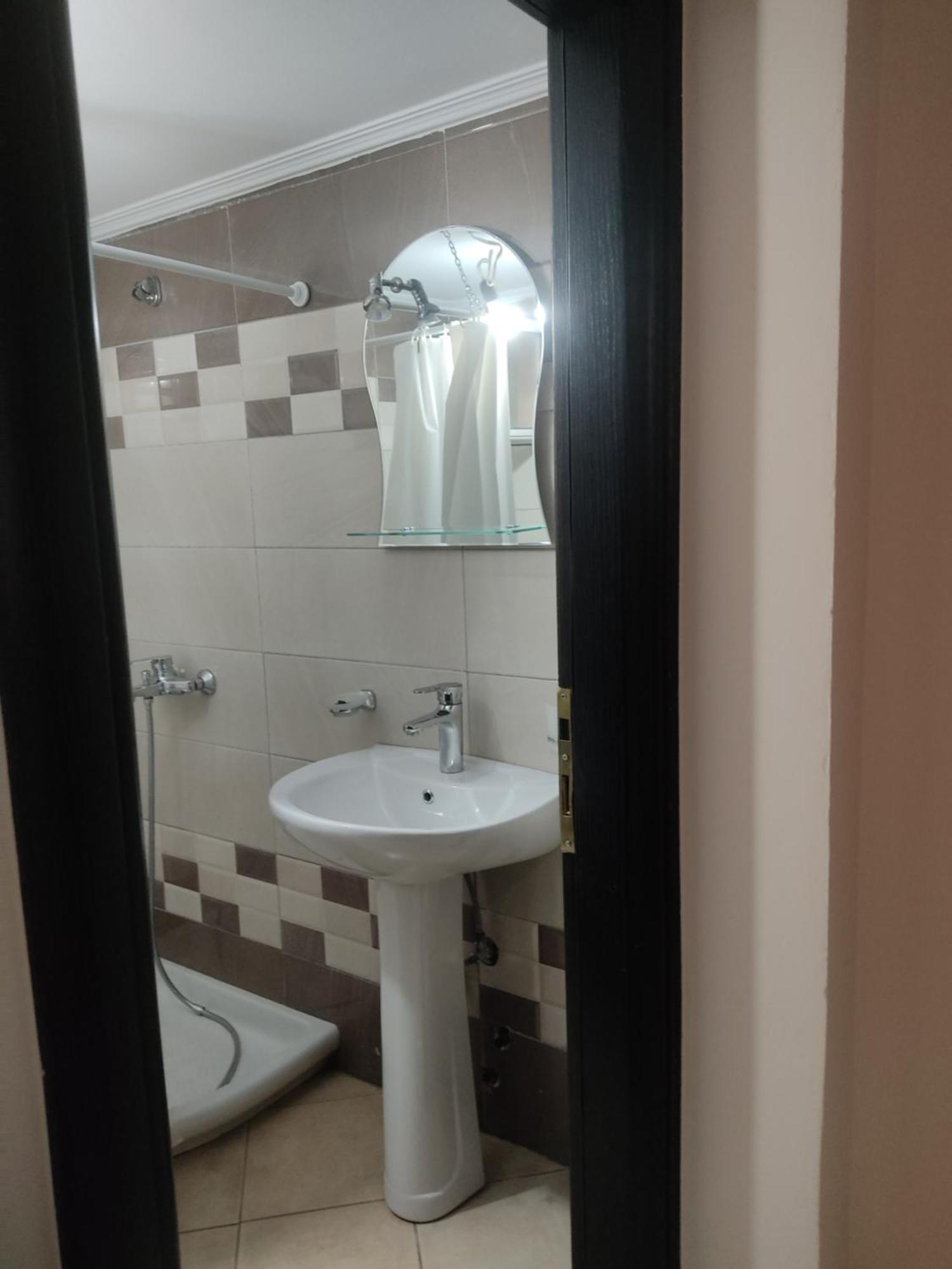 Lukova Center Apartments Bagian luar foto